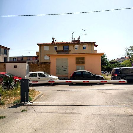 Apartment Andreas - Amphitheater - Pola Esterno foto